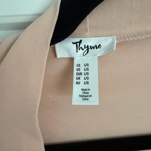 Thyme Maternity Pink Lace Trim Robe - Picture 4 of 4